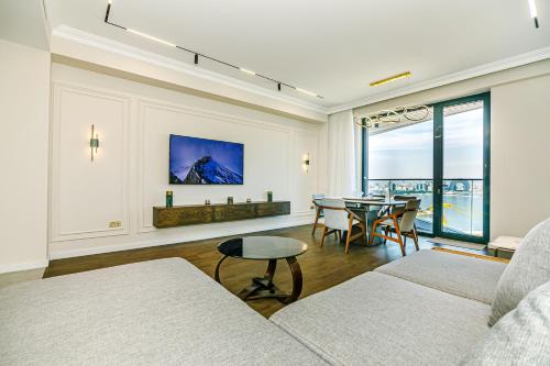 VIP Sea View Apartment 3 bedrooms