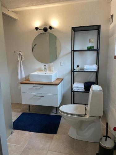 Un baño de The Guesthouse