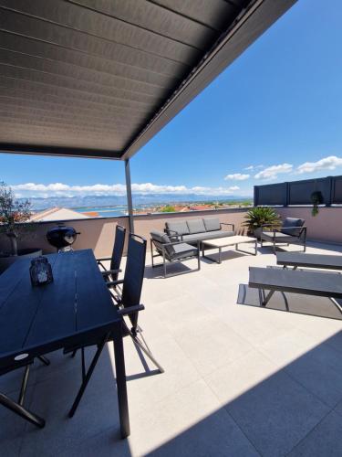 Deluxe Apartment Mila