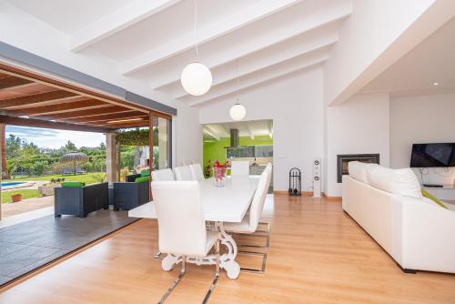 Finca Es Puig Xacons by JS Villas
