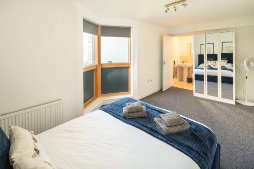 Homey and Secure apartment - Wembley Stadium! photo 20