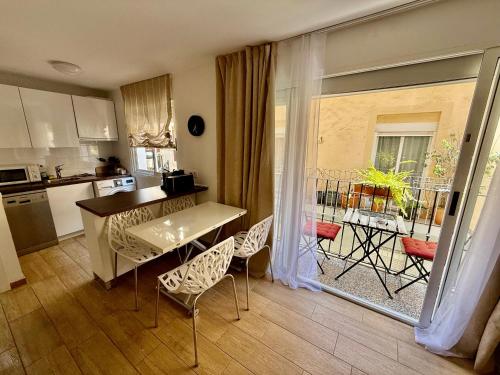 Cozy Apartment in the center of Benidorm Old Town