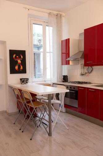 Elegant Little Apartment - City Center - M4 Station