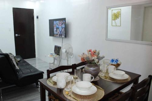 TV a/nebo společenská místnost v ubytování EC Tamayo House Rental