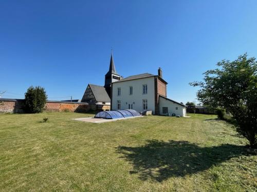 Billede fra billedgalleriet på Presbytère avec piscine chauffée i Bosc-Geffroy