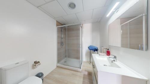 Koupelna v ubytování AZORES PEDRA APARTMENTS j - F
