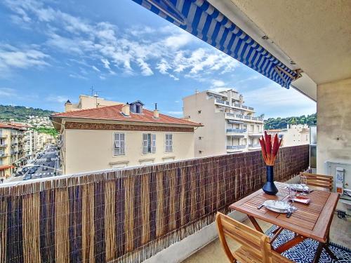 Nestor&Jeeves - TROPI AZUR - Terrace - Place du Pin
