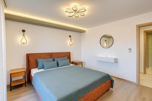 Pantheon Apartments
