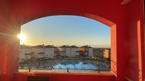 Brand New Sunny Golfing Holiday Home