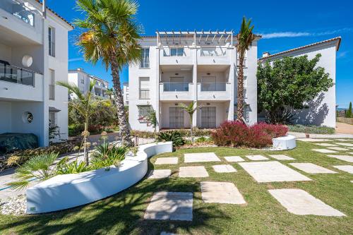 Bella Vista: Costa 3 dorm • Valle Properties