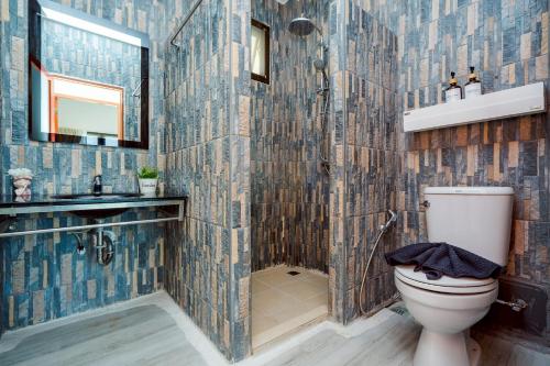 Koupelna v ubytování I-DAO POOLVilla HUAHIN วิวภูเขา&ใกล้ทะเลใกล้เมือง