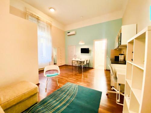 Fotografia z galérie ubytovania Stylish Central 1BR Apt - Flora's House v Budapešti