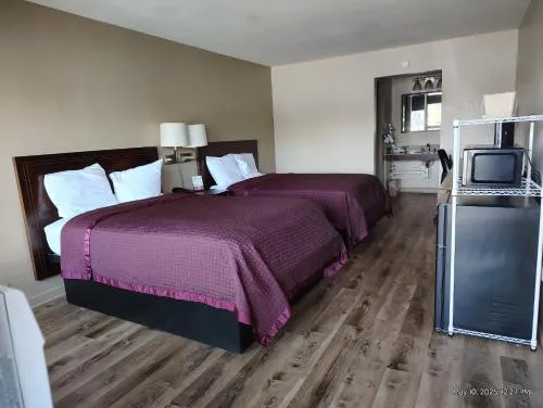 Allen Park Motor Lodge in Livonia