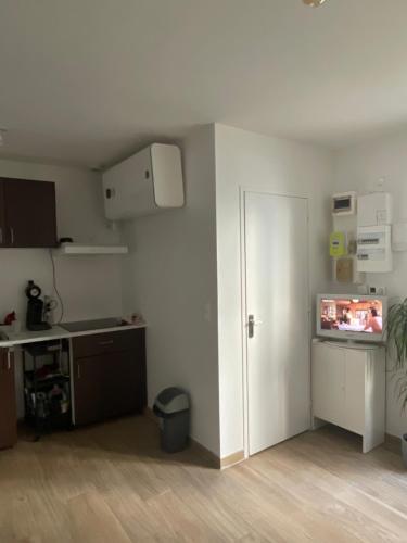 Kuchyňa alebo kuchynka v ubytovaní Port de Caen Appartement