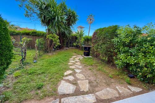 Golfe-Juan 4 People Garden & Garage