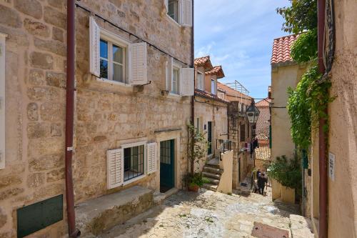 Luxury Villa In the Old Town with Stunning Views