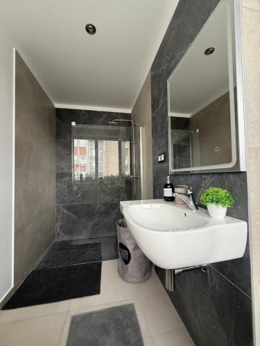 Ένα μπάνιο στο Sparrow apartmens - Vrabčia ulica 9, Košice