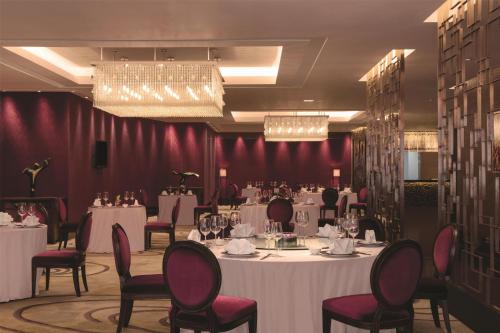 Restaurace v ubytování Kempinski Hotel Chongqing - Complimentary 500ml Home-Brewed beer voucher upon check-in