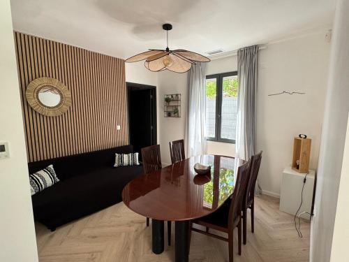 Et opholdsområde på Cosy cottage by Alice Cézanne