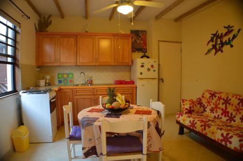 Yellow Bird Apartment – Photos 3