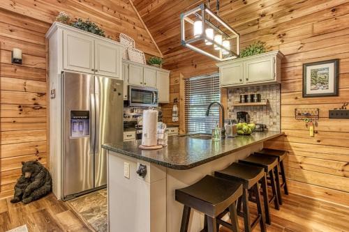 Η κουζίνα ή μικρή κουζίνα στο Green Sky Lodge by Avada Properties