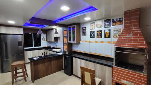 Dapur atau dapur kecil di chacara Djorlei Honorio