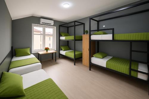 Voodi või voodid majutusasutuse Zam Zam Hostel toas
