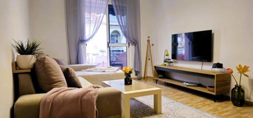 Papu's Home City Center