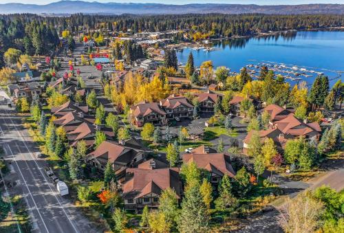 an aerial view of a resort with a lake at Lady Luck by the Beach - Downtown Greystone unit with air conditioning in McCall