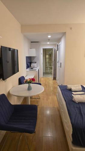 Fotografie z fotogalerie ubytování Orbi City Sea View Aparthotel v destinaci Itʼkhvisi
