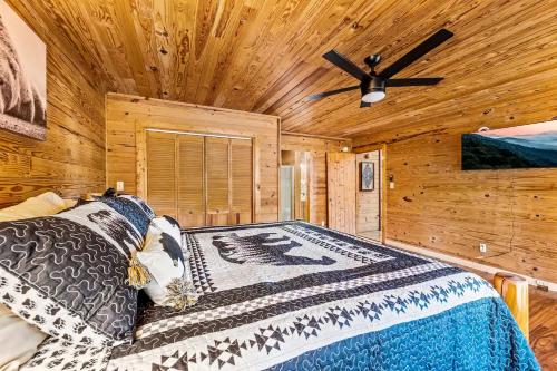 Bearly Livin by Avada Properties photo 15