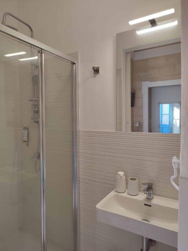 Bagno di Blue House 9 Rooms & Breakfast