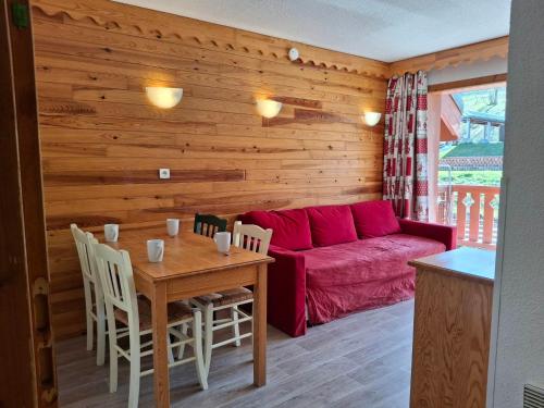 Location saisonnière à Saint-François-Longchamp pour 8 personnes - FR-1-807-132