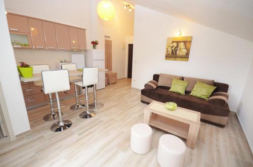 Η κουζίνα ή μικρή κουζίνα στο Apartmani Mizdrak