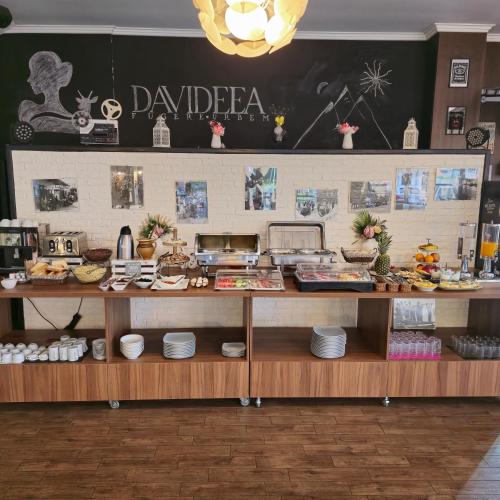 Φαγητό σε αυτός ο ξενώνας ή κάπου εκεί κοντά