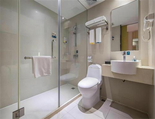Ένα μπάνιο στο City Comfort Inn Hankou Railway Station Tangjiadun Wanda Plaza