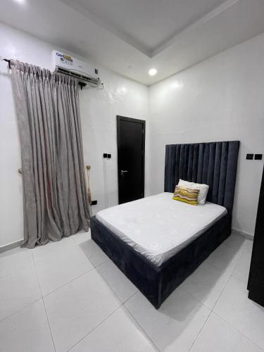 Gallery image of A Cozy 4 Bedrooms Terrace Home Located in Orchid Road in Lekki