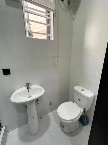 Gallery image of A Cozy 4 Bedrooms Terrace Home Located in Orchid Road in Lekki