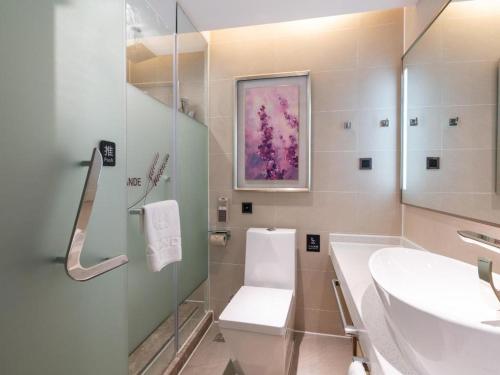 Koupelna v ubytování Lavande Hotel Duyun Dashizi Wenfeng Park