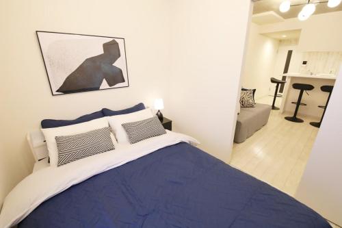S Room 201