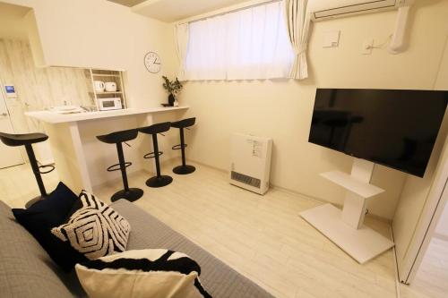 S Room 201