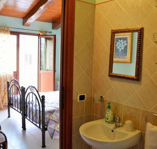 A bathroom at La Capinera