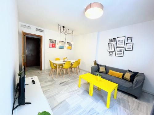 Posedenie v ubytovaní Central Apartment in Sanlucar