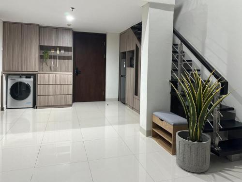 Φωτογραφία από το άλμπουμ του Spacious Modern Soho Brooklyn Apartment Alam Sutera σε Dongkal Dua