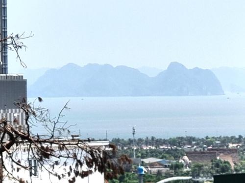 Gallery image of Top Hill Halong Homestay 3 phòng nghỉ riêng in Ha Long