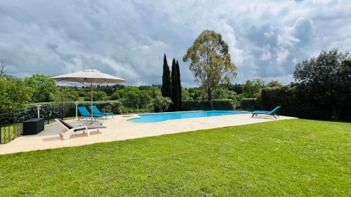 Photo de la galerie de l'établissement Spacieuse villa avec piscine et grand jardin, à Montarnaud