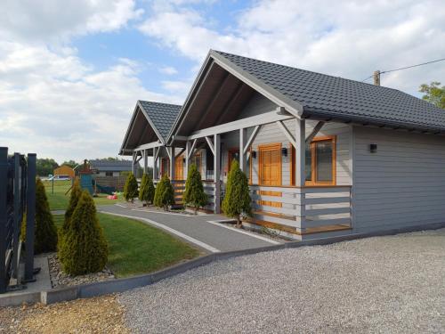 Forest Camp - domki Zator, ogrzewane noclegi