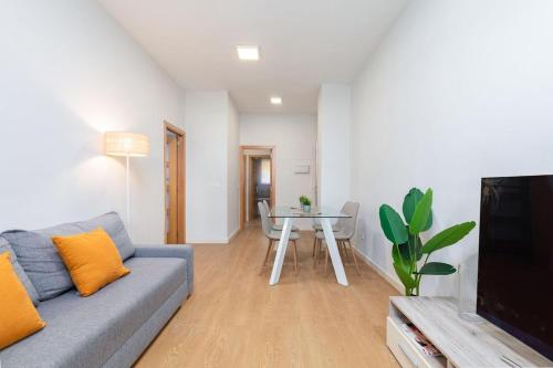 Beachside Apartment Valencia Ideal for Digital Nomads