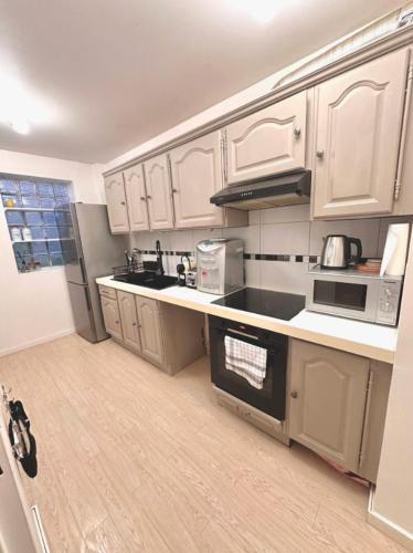 Appart Hotel Paris Cosy Apartment Paris 12eme Gare de Lyon Bercy