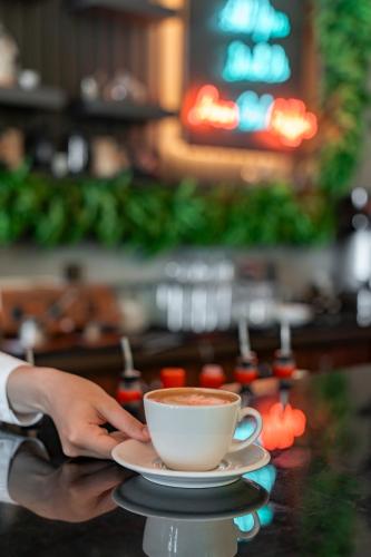 Set per la preparazione di tè e caffè presso Oz Hotels Side Premium